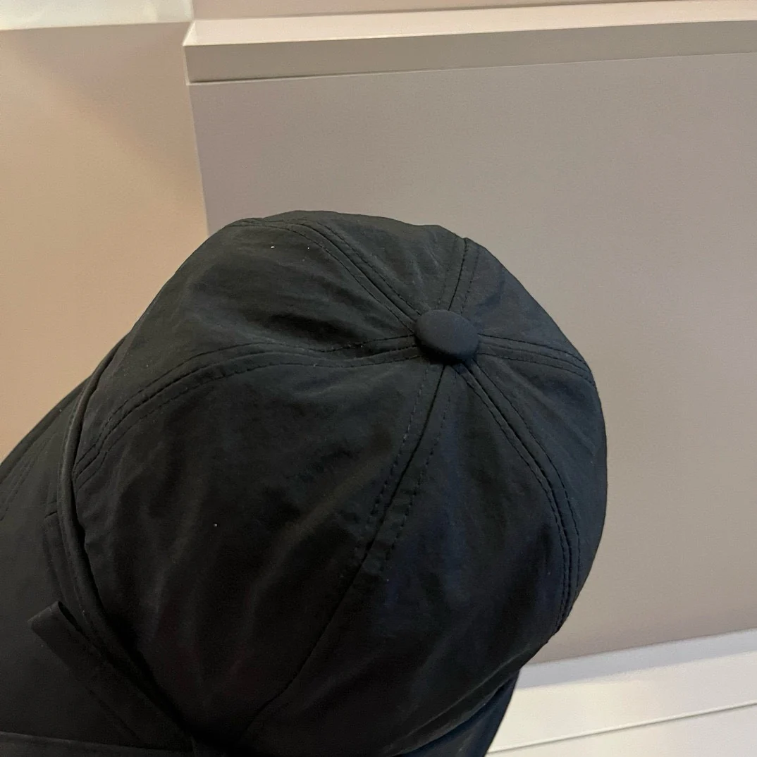 Miu Miu - Новая солнцезащитная шляпа с бантом - Черная