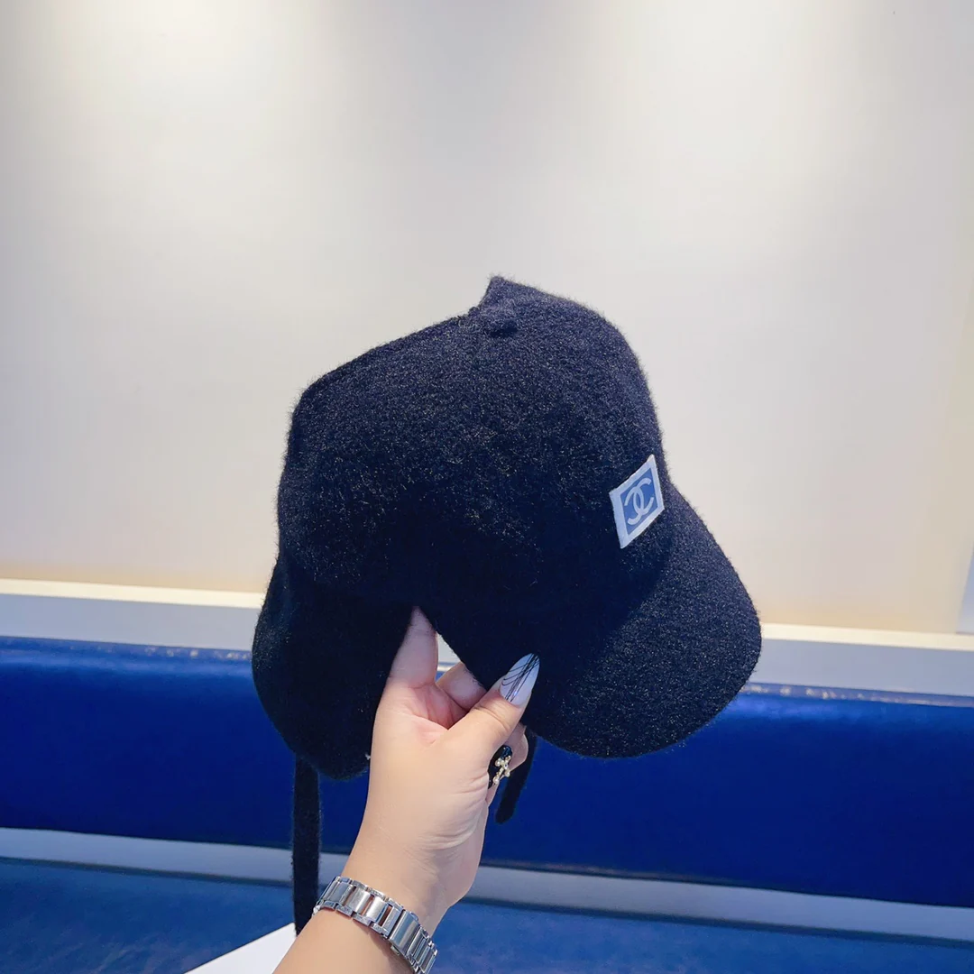 Наушники Chanel