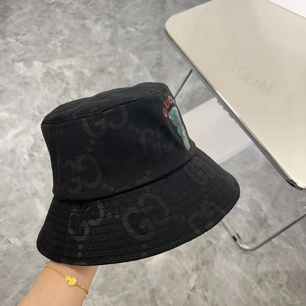 Панама Gucci с рисунком медведя - черная