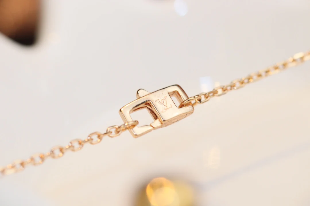 LV-Ожерелье 095