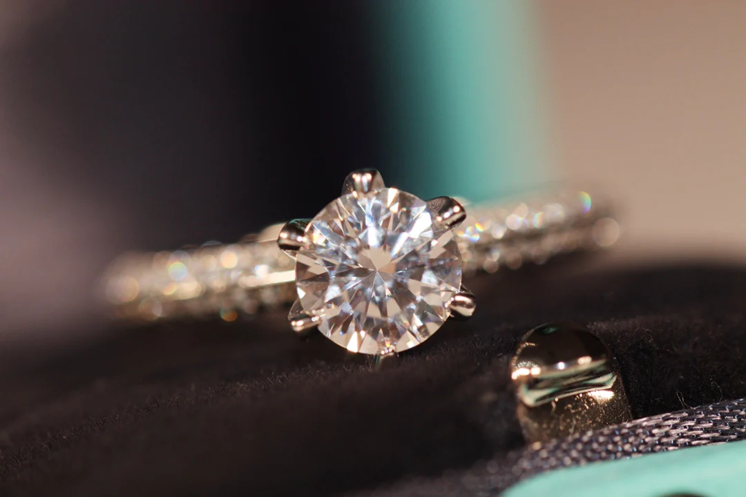 Кольцо Тиффани - 30