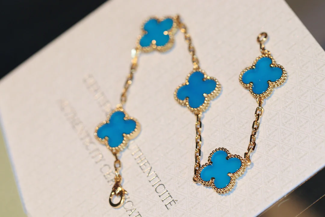 Браслет VCA - 17