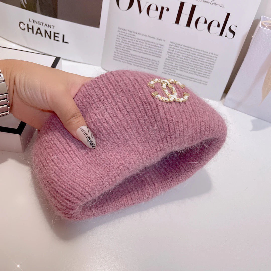 Chanel - Вязаная шапка из кроличьего меха - Розовая