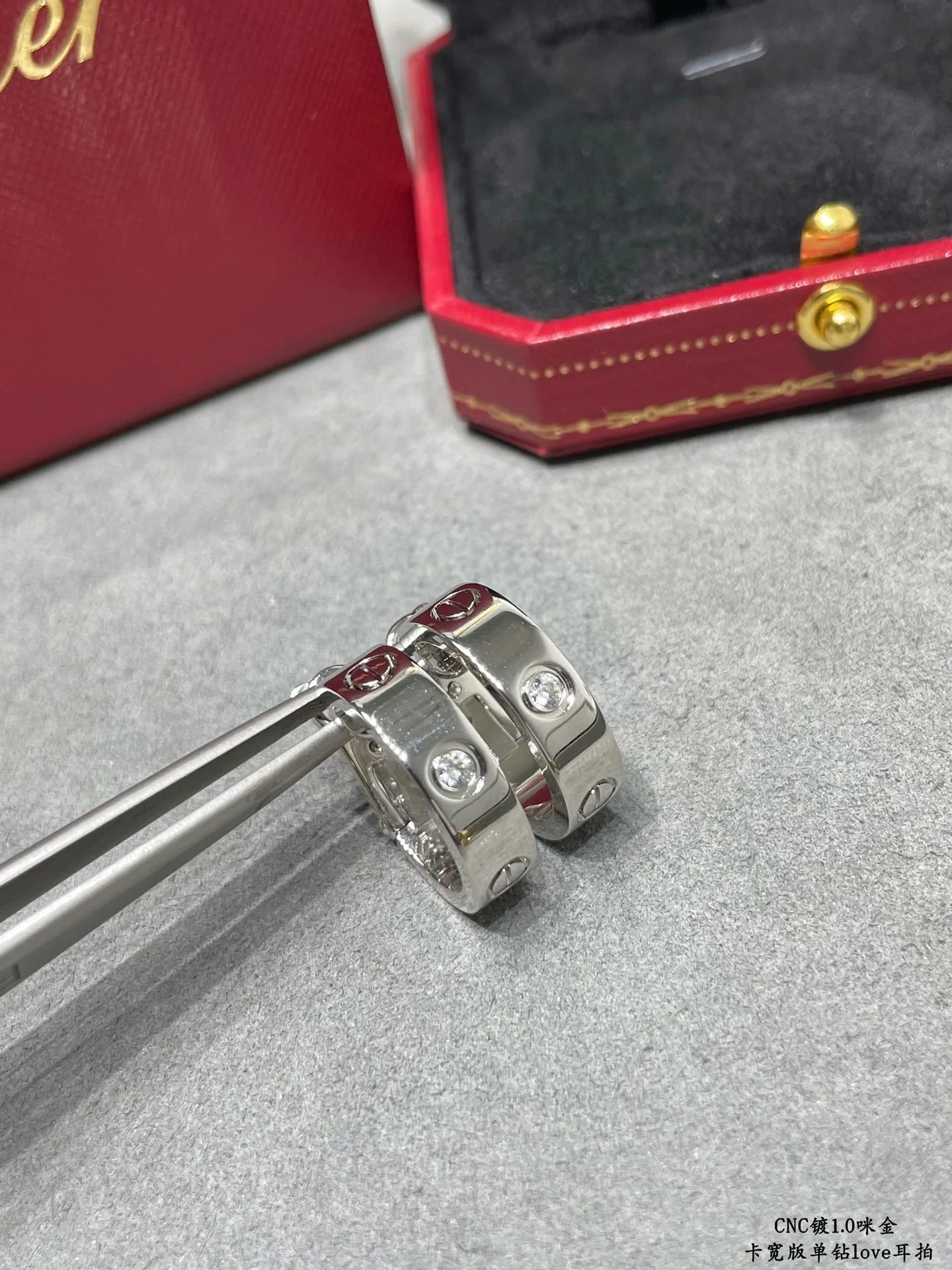 Серьги Cartier 006