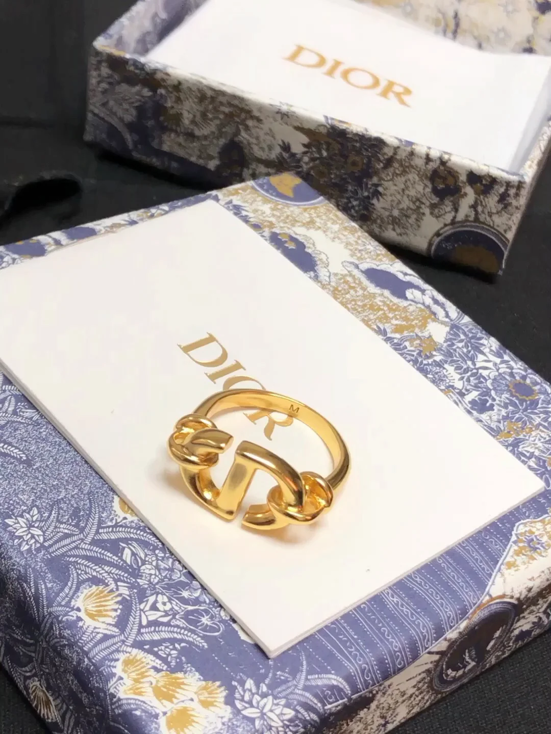 Кольца Dior - Изображение из коллекции