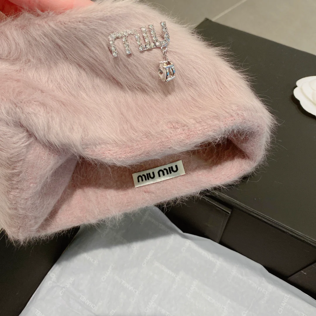 Miu Miu - Шапка из кроличьего меха - Шапка-бини