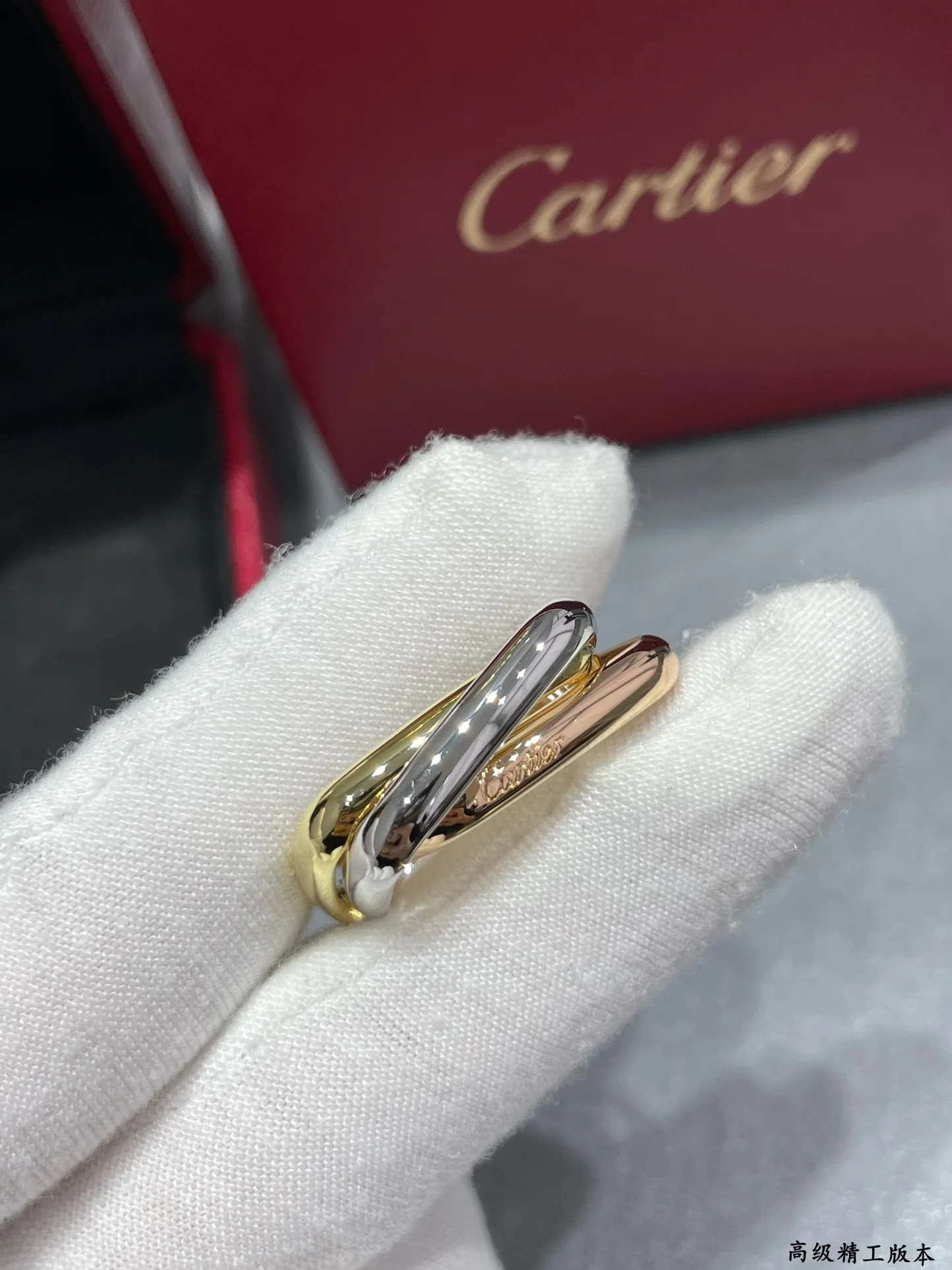 Кольцо Cartier 015