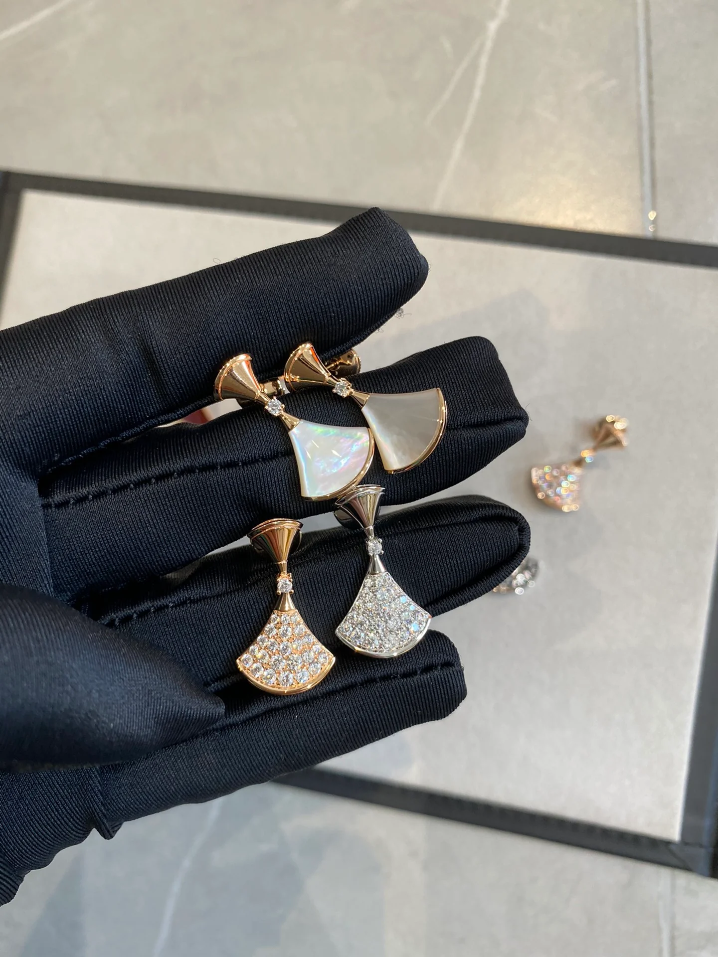 Серьги Bvlgari 035