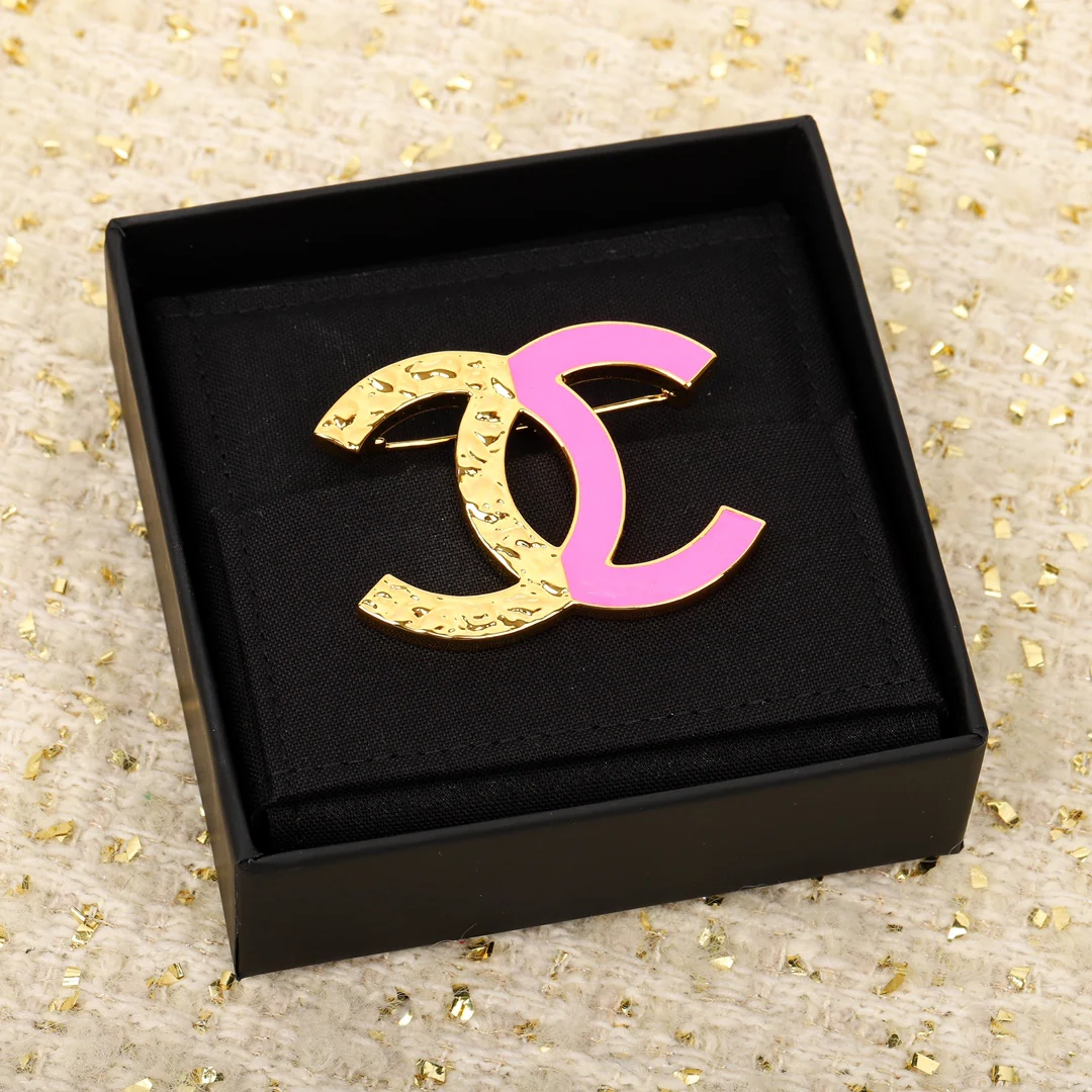 Брошь Chanel 149