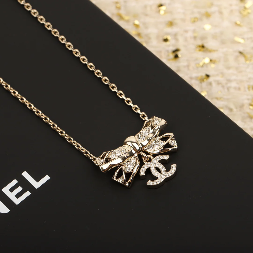 Колье Chanel 605