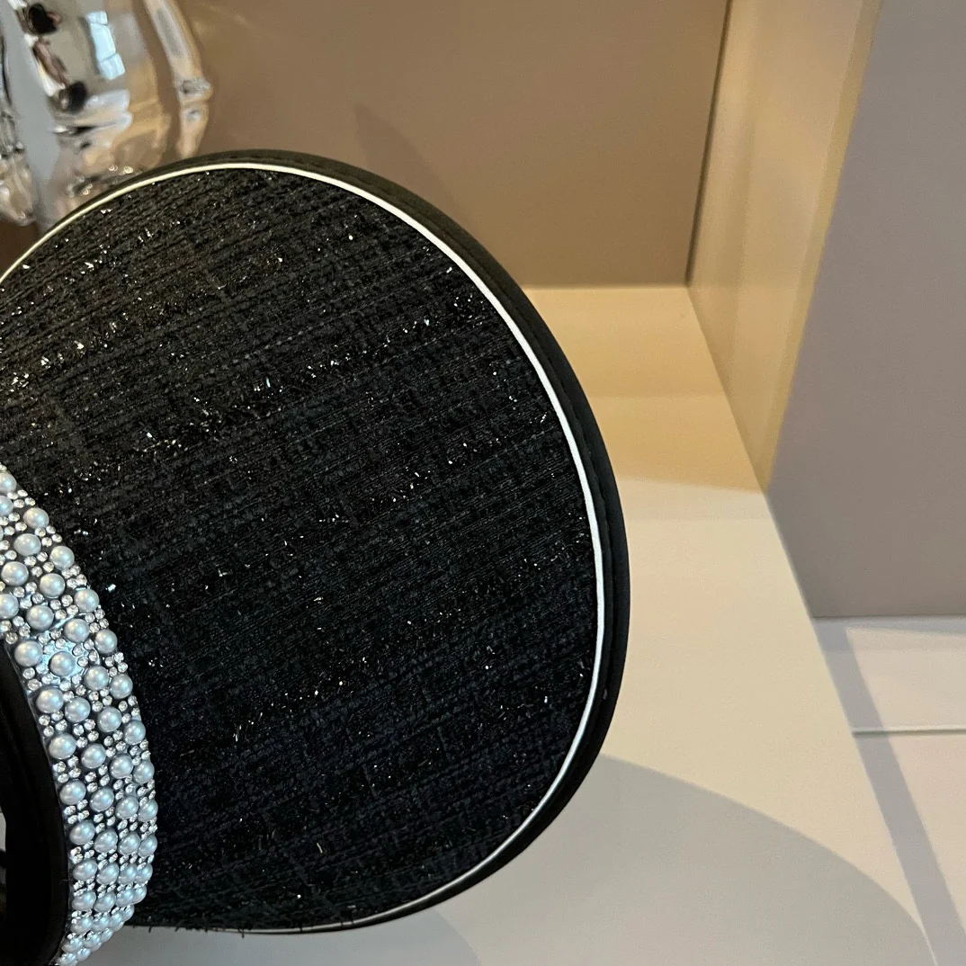 Повязка на голову Chanel с жемчугом