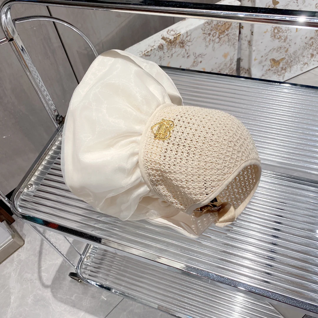 Новинки коллекции LV Весна/Лето 2023 - Соломенная шляпа - Козырек - Солнцезащитная шляпа