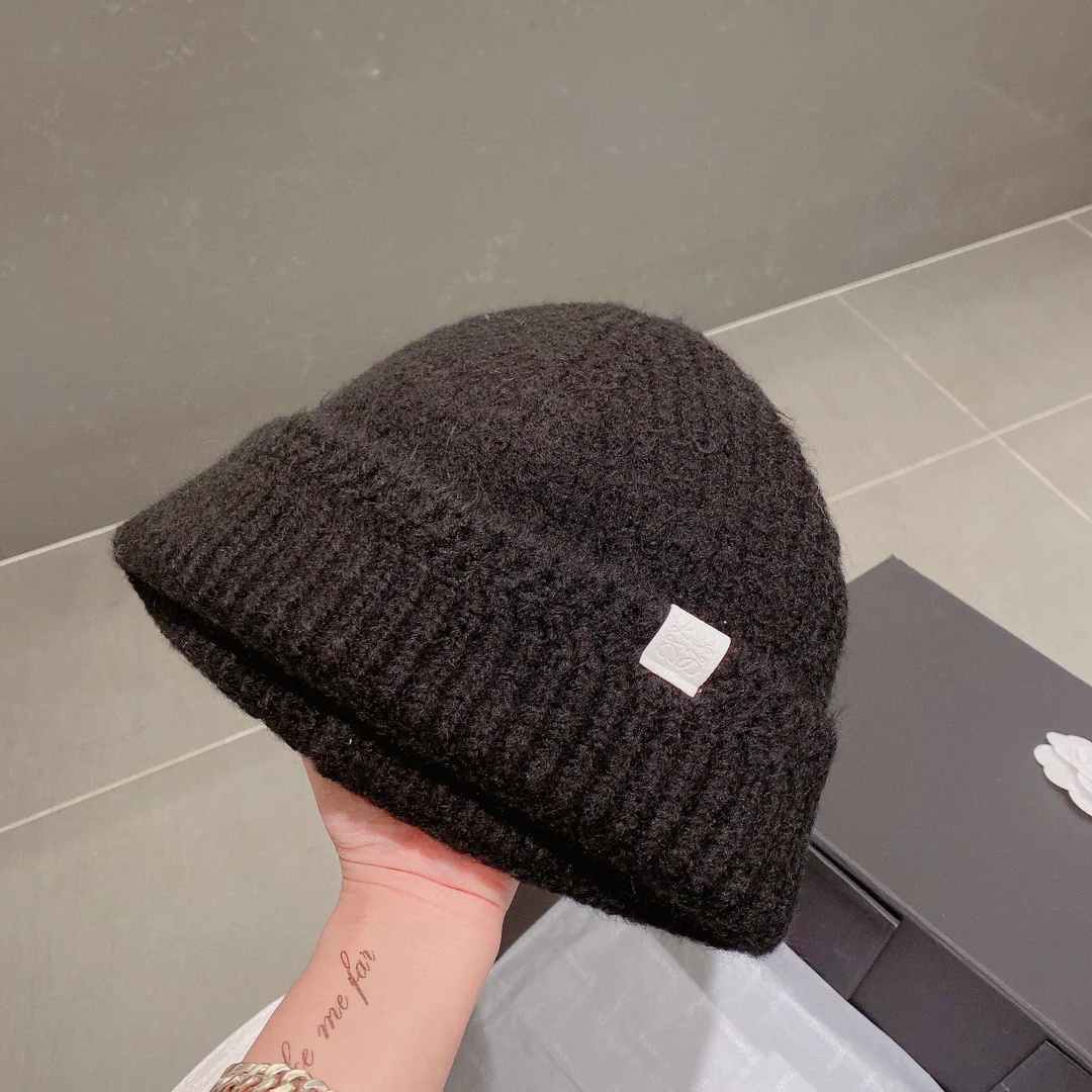 Вязаная шапка Lolwei - черная