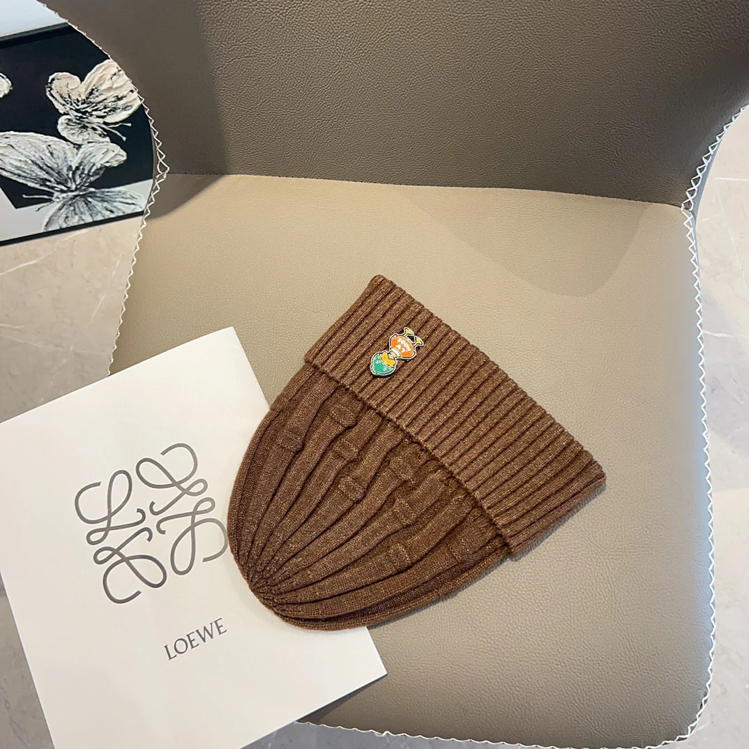 LV - Вязаная шапка 