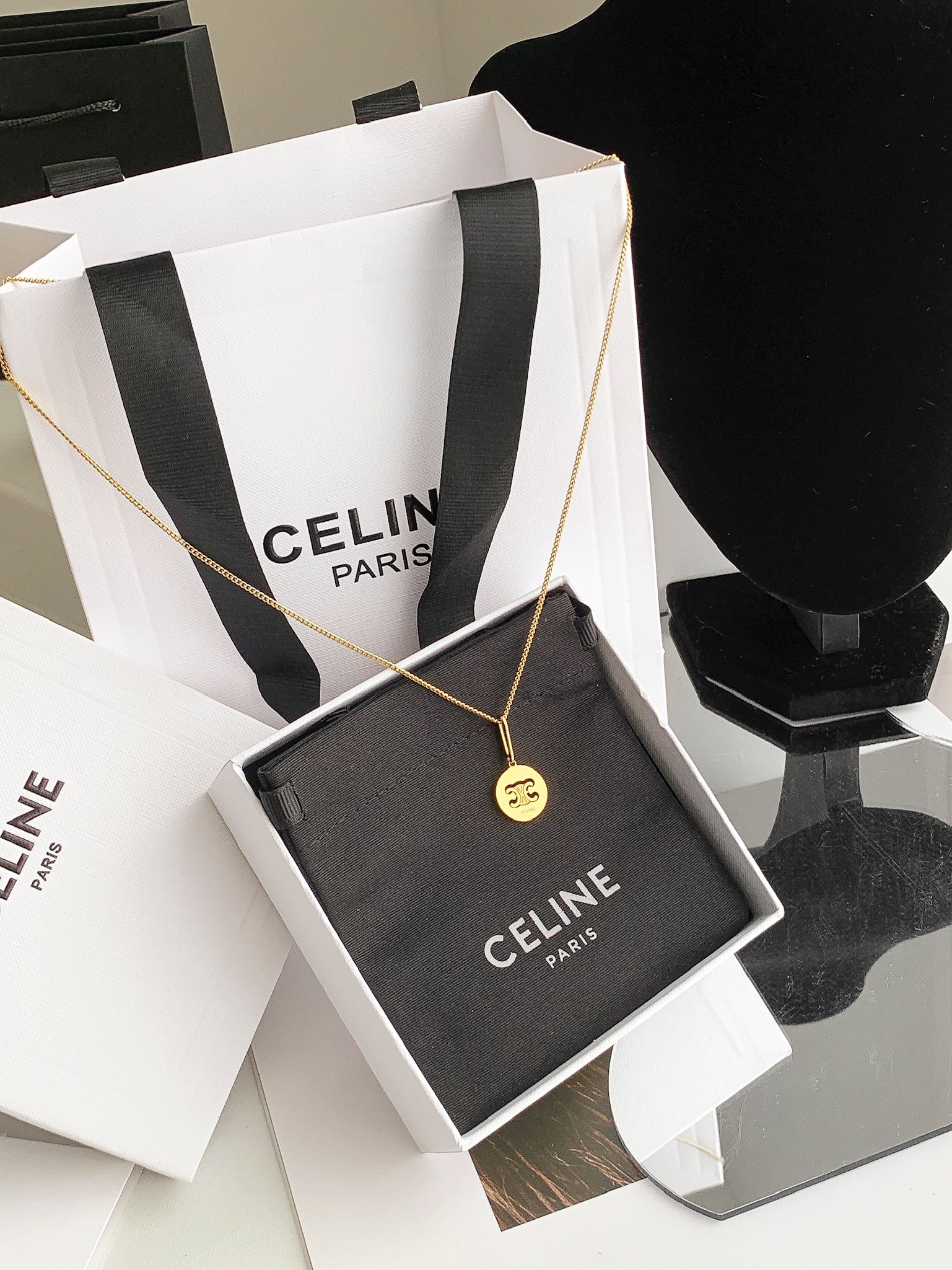 Celine - Колье 098