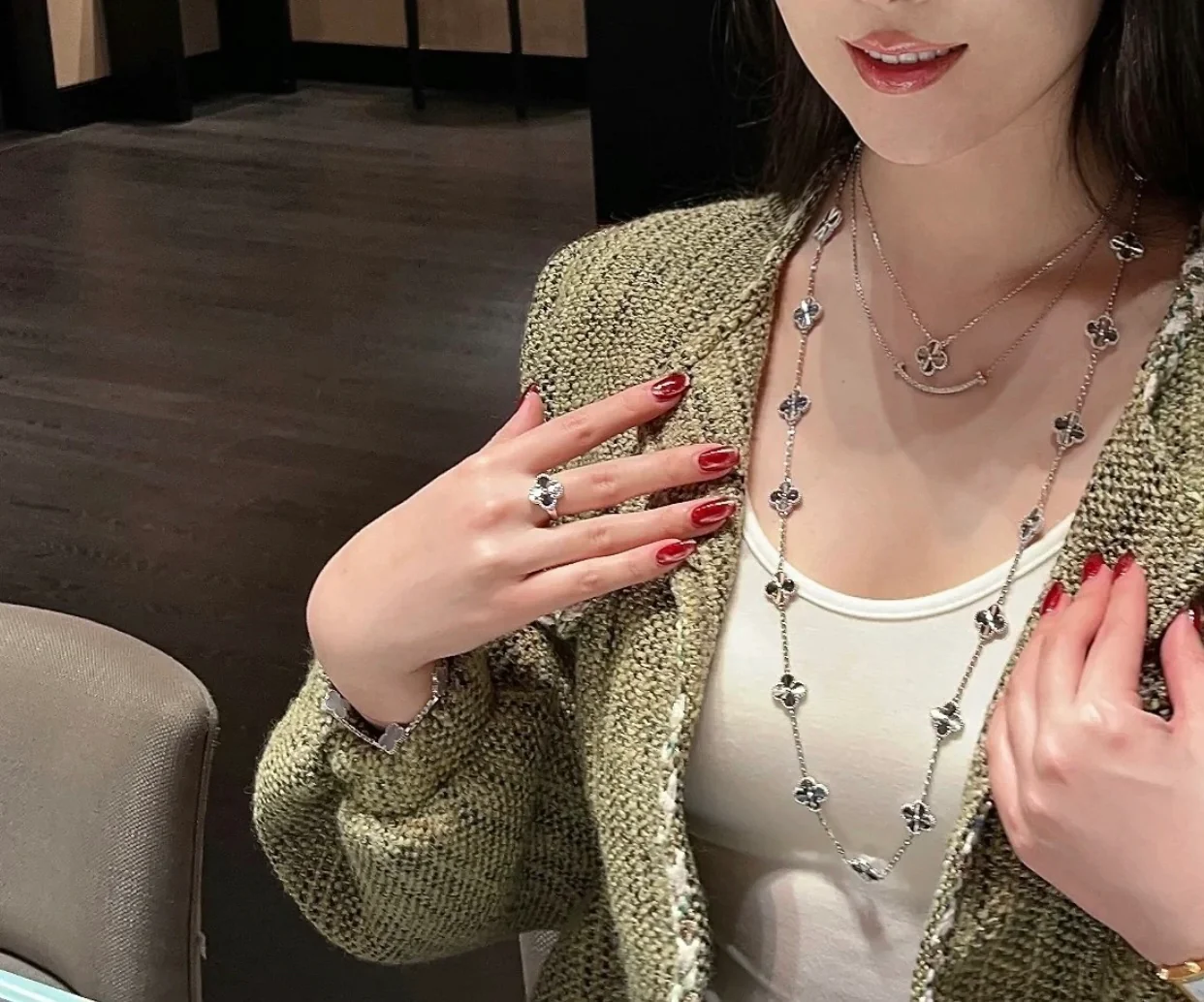 Van Vek - Колье 008