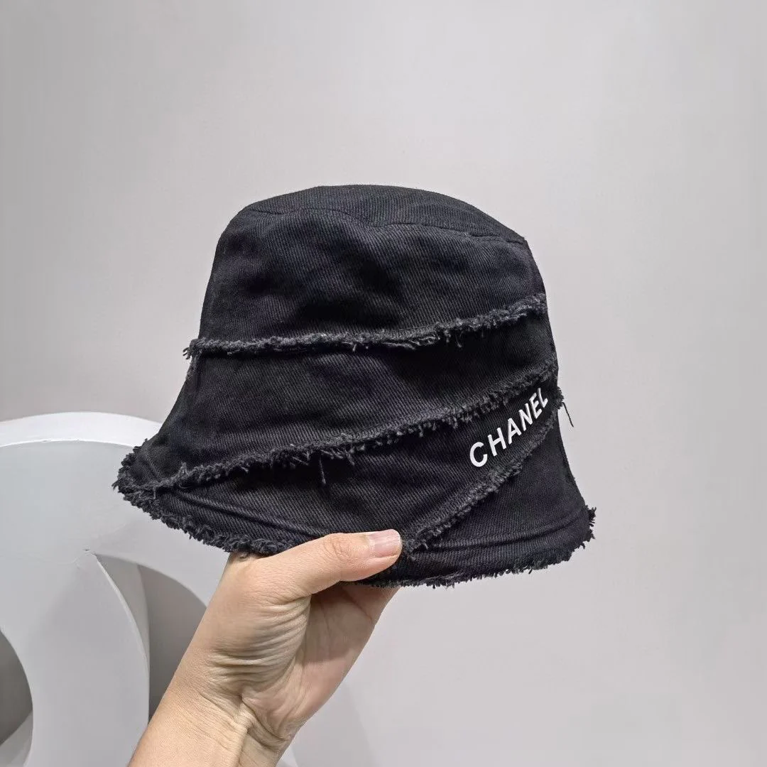 Новинка сезона весна/лето 2022 от Chanel - Рыбацкая шляпа