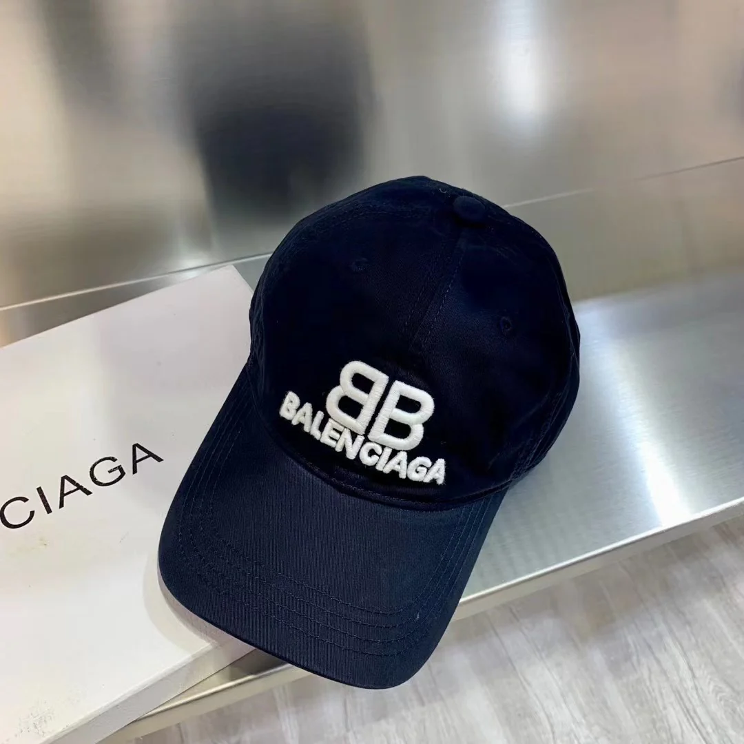 Бейсболка Balenciaga с вышивкой - 3