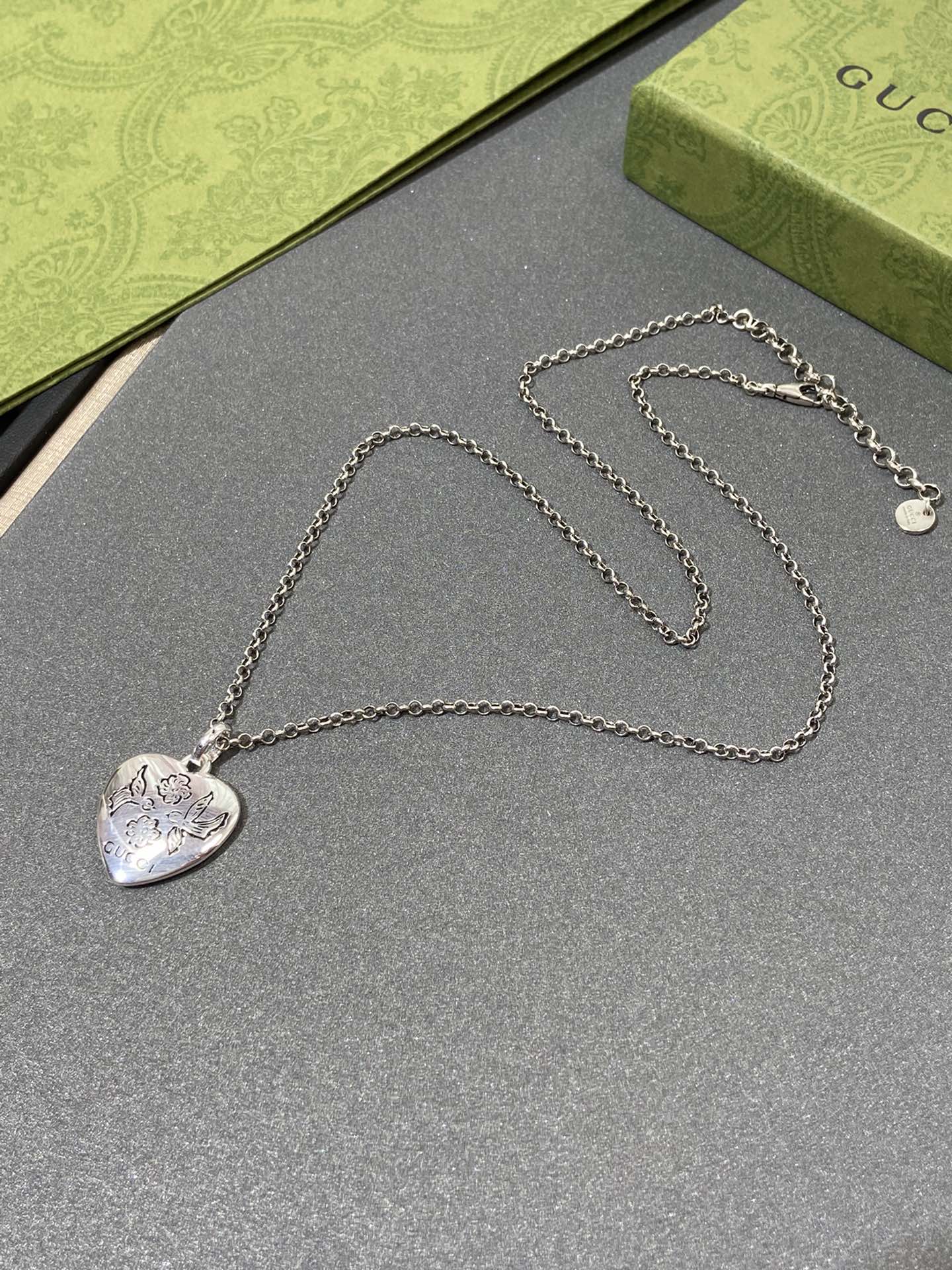 Gucci - Колье 051