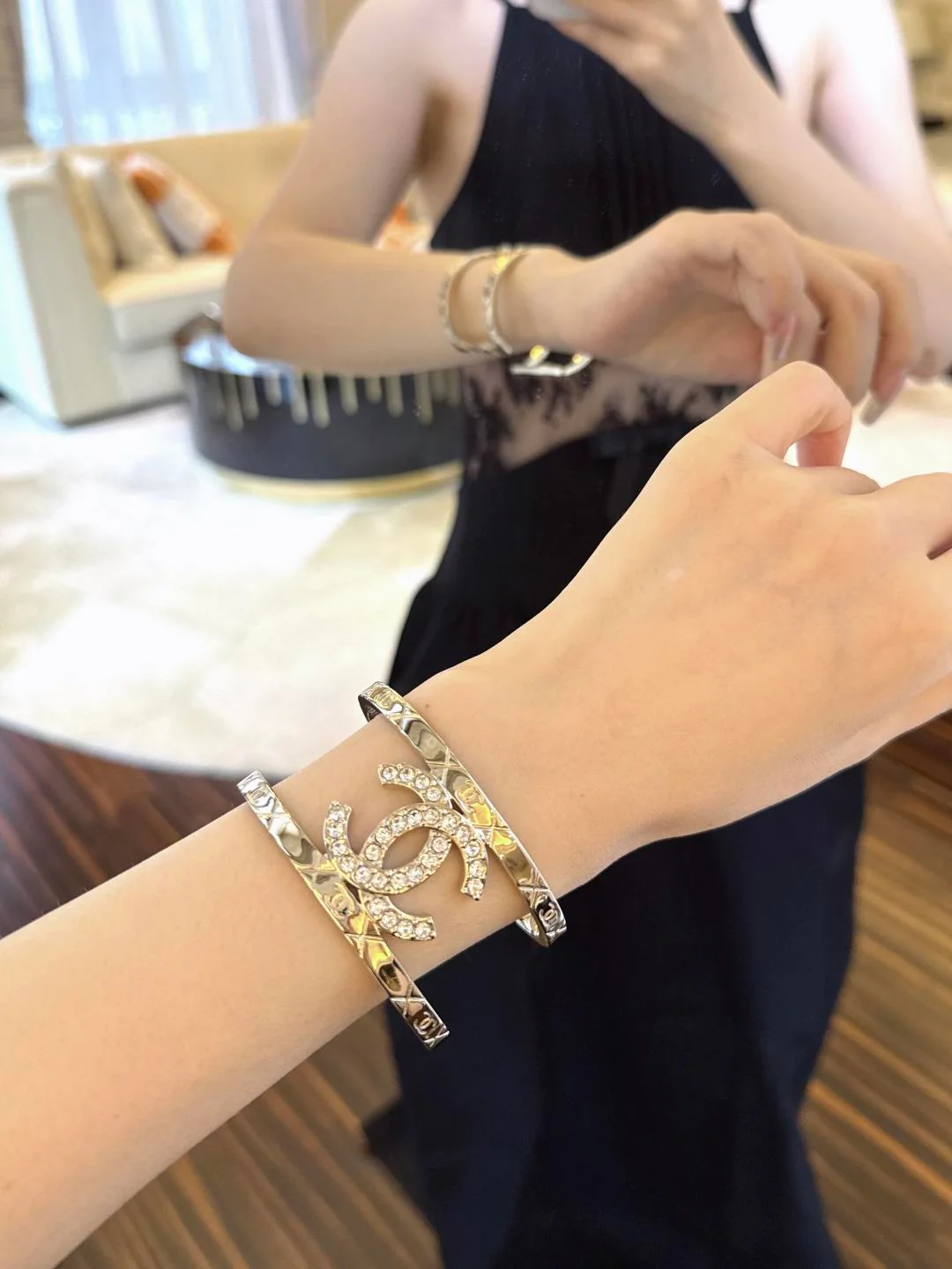 Браслет Chanel 25p Open Double C Full Grip