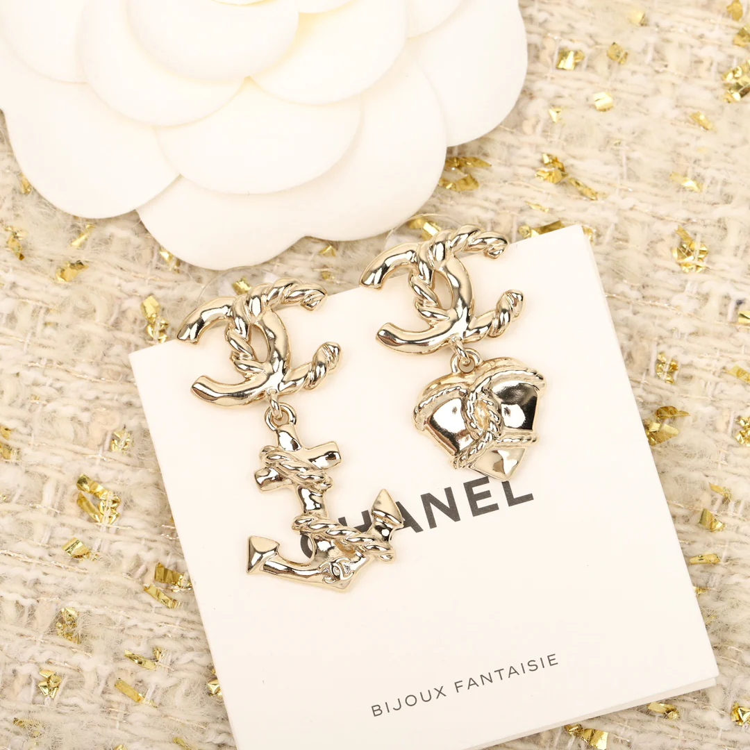 Серьги Chanel 945