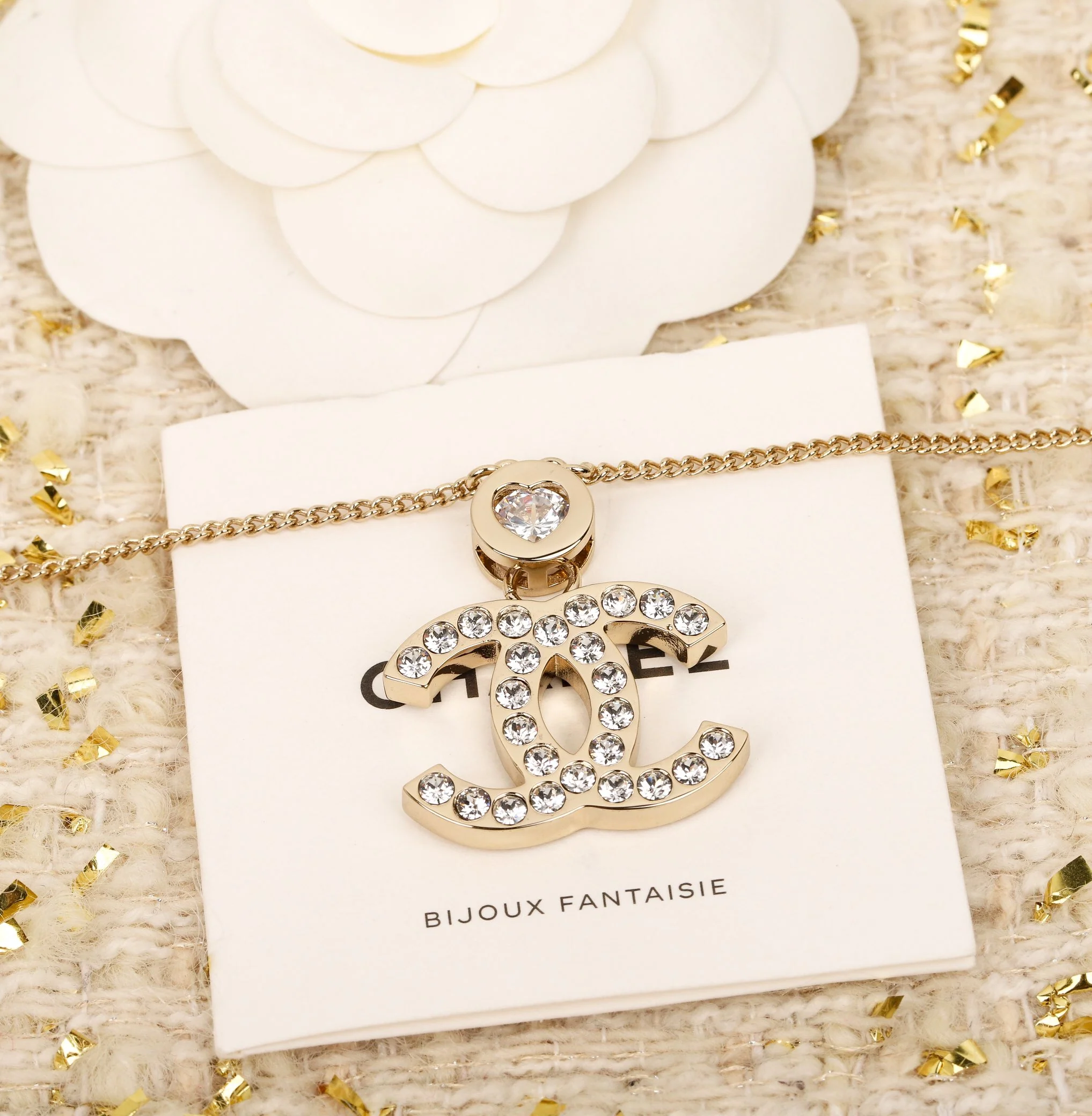 Колье Chanel 555