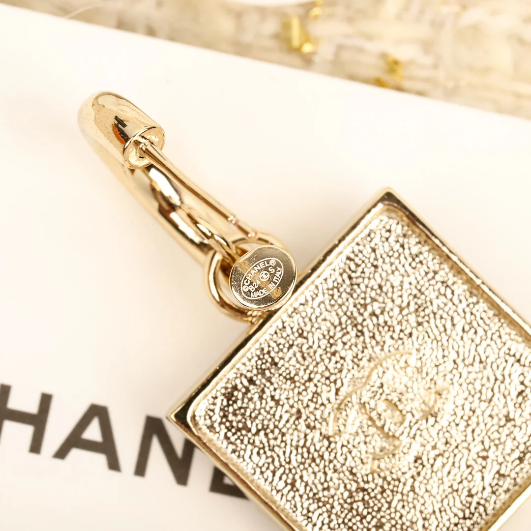 Серьги Chanel 1054