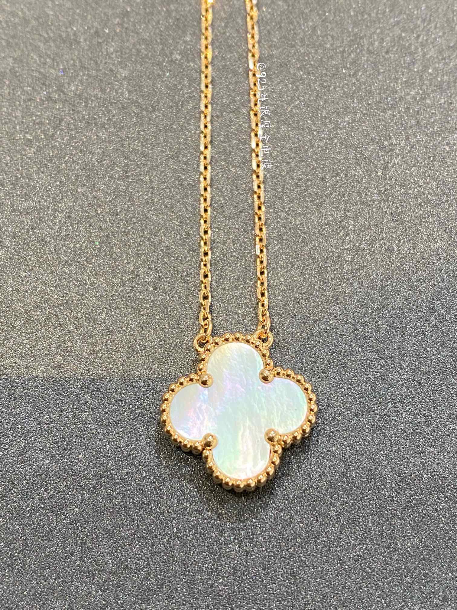 Ван Век - Колье 119