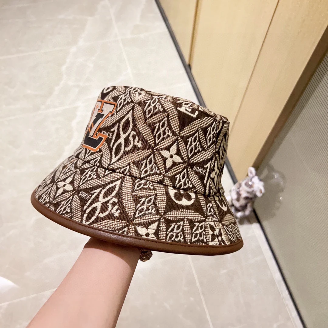 Новинка сезона весна/лето 2023 от LV - Вышитая рыбацкая шляпа - Коричневая