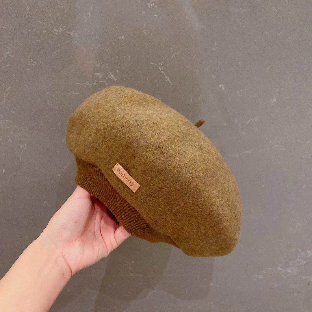 Шерстяной берет Burberry — абрикосовый