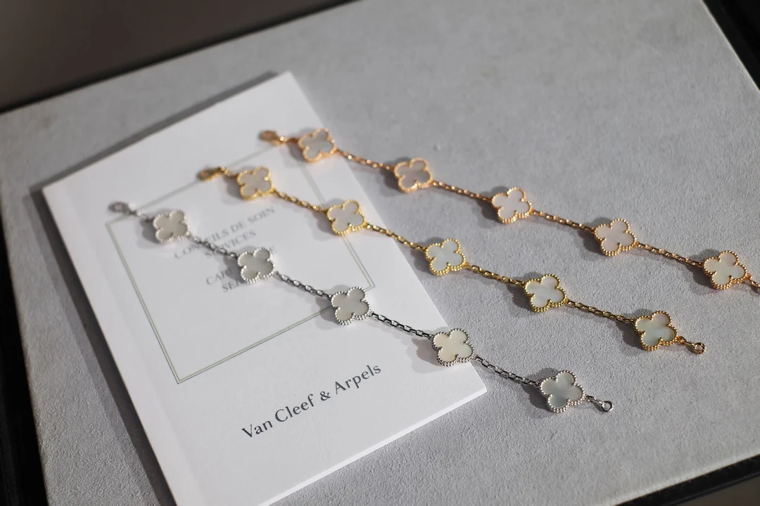 Van Vek - Браслет 078