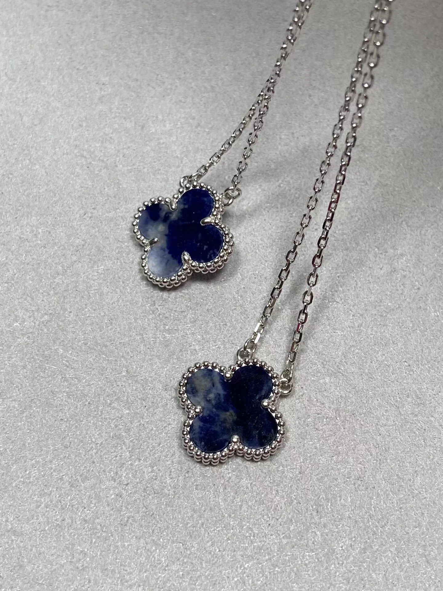 Van Ville - Колье 094