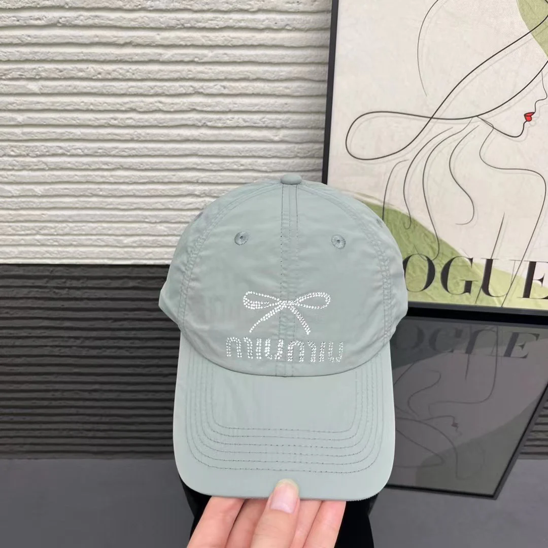 Новая бейсболка Miu Miu из чистого хлопка весна/лето.