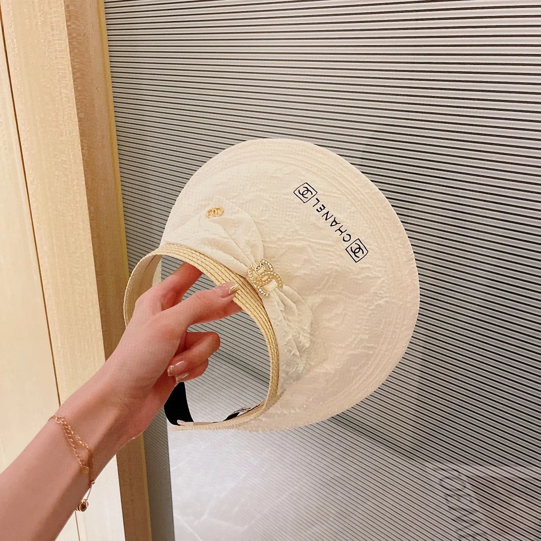 Chanel - Новая солнцезащитная шляпа
