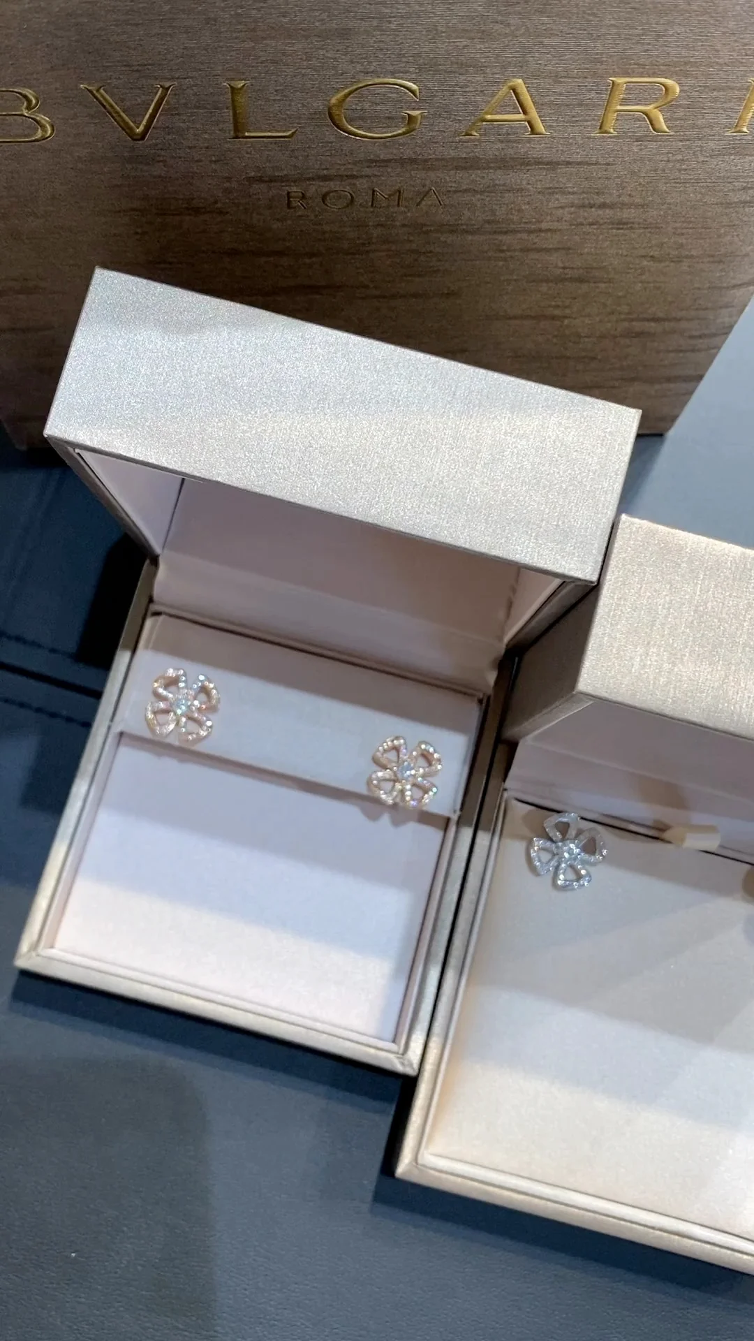 Серьги Bvlgari 040