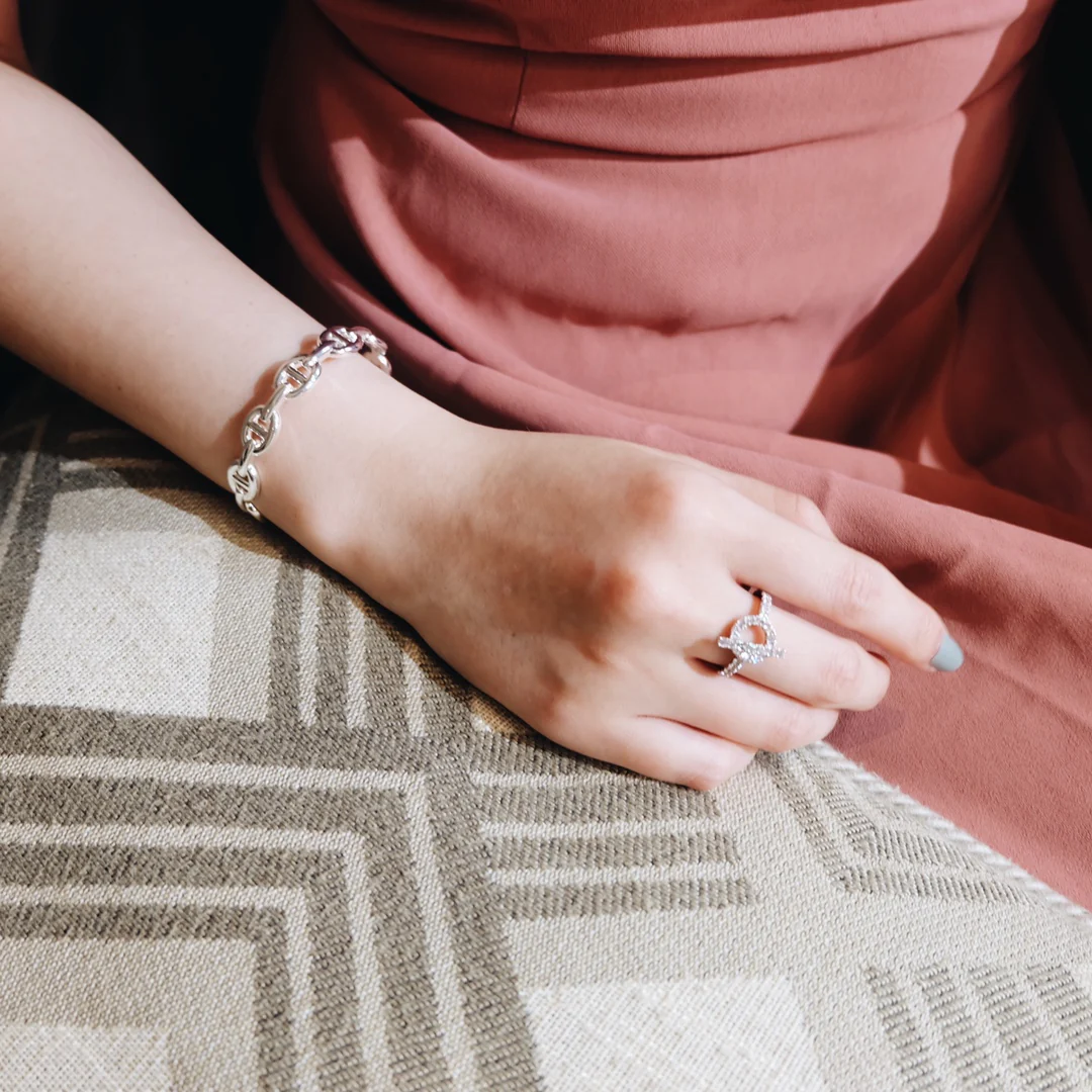 Браслеты и кольца Hermes