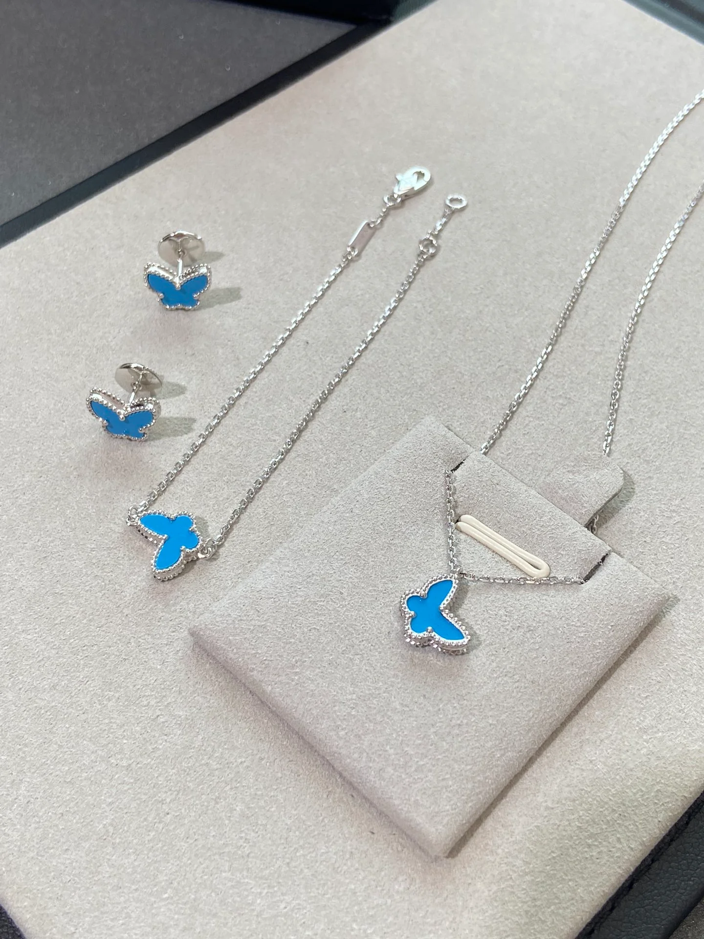 Ван Век - Колье 127