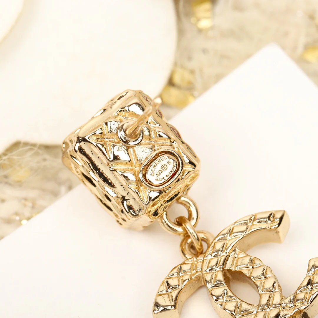 Серьги Chanel 823