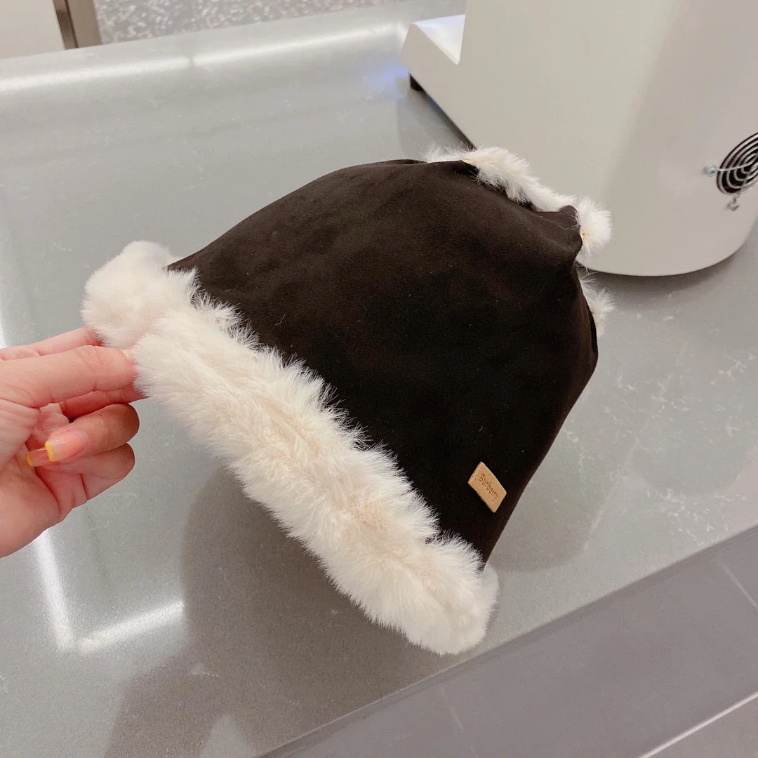 Burberry - Рыбацкая шапка из кроличьего меха