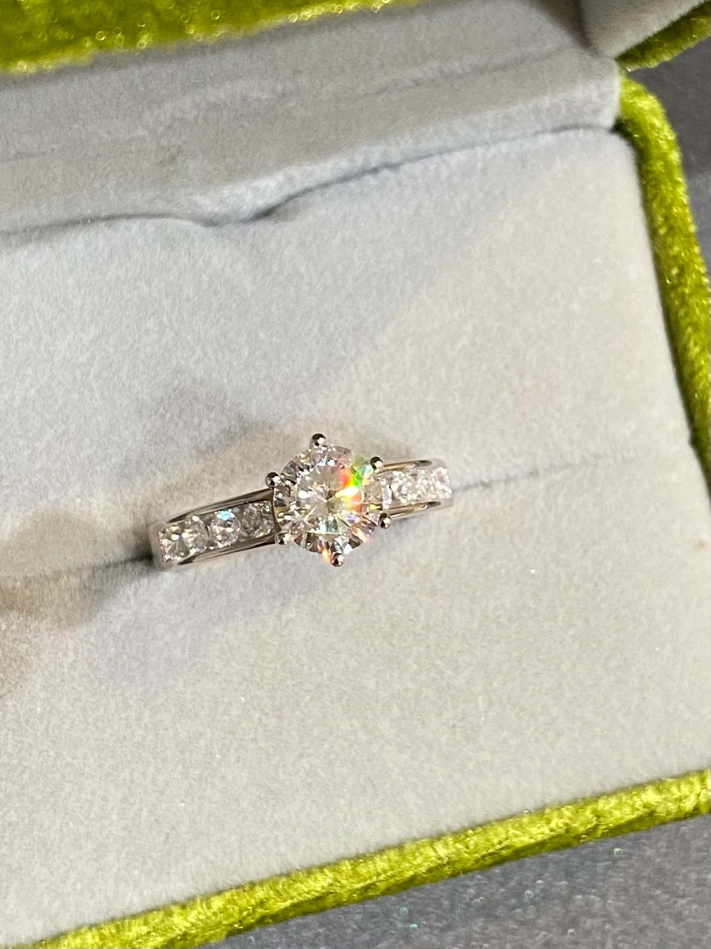 Кольцо Тиффани - 20