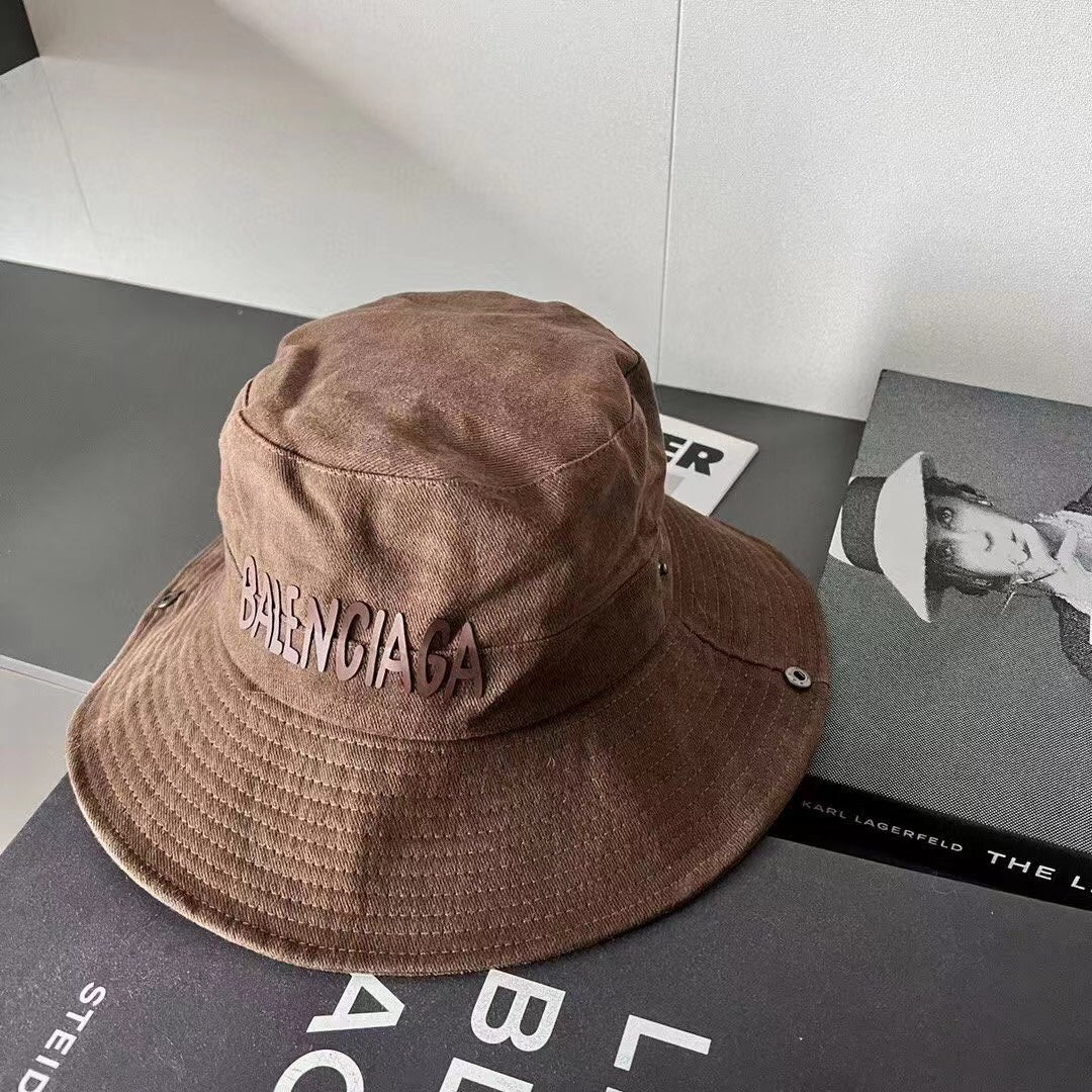 Balenciaga - Выстиранная рыбацкая шляпа на шнуровке