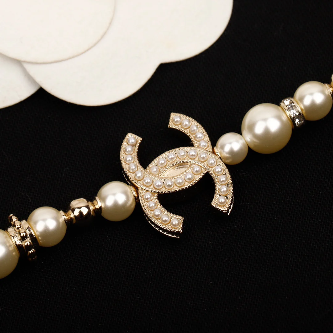 Chanel - Колье 386