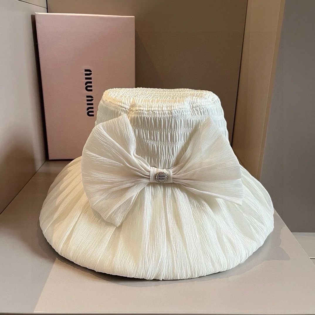 Miu Miu - Новая элегантная солнцезащитная шляпа 2024 года - белая