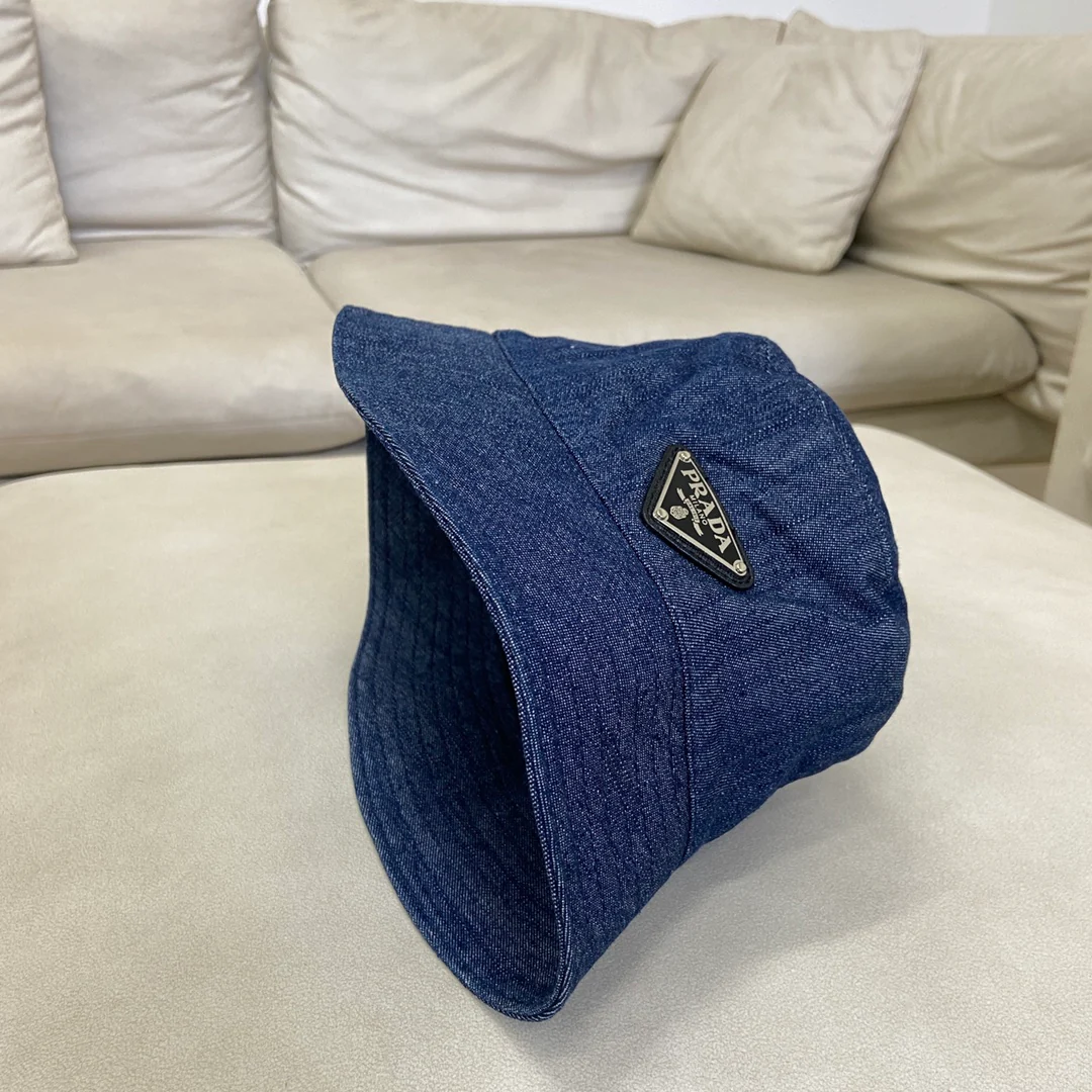 Рыбацкая шляпа Prada с эффектом потертости - Черная - 1