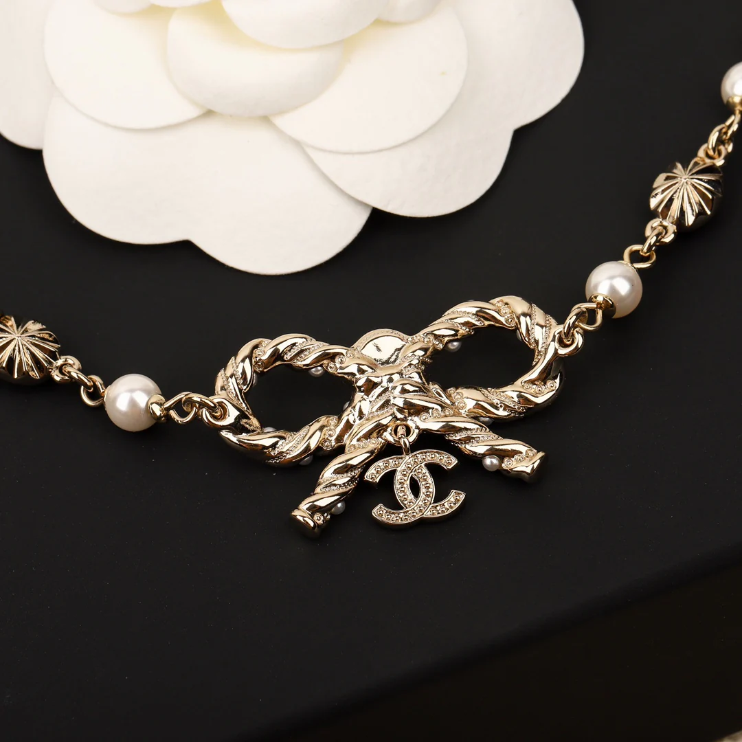 Колье Chanel 585