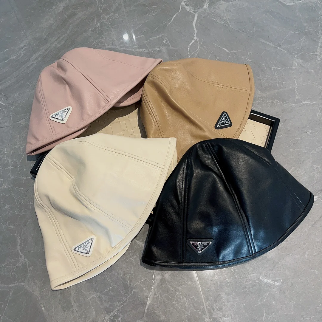 Новая рыбацкая шляпа Prada из искусственной кожи, осенне-зимняя коллекция, розовая.
