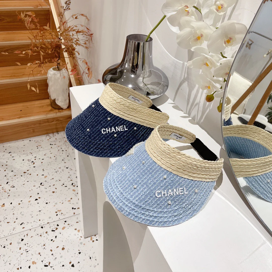 Солнцезащитная шляпа Chanel из джинсовой ткани с бисером - 1