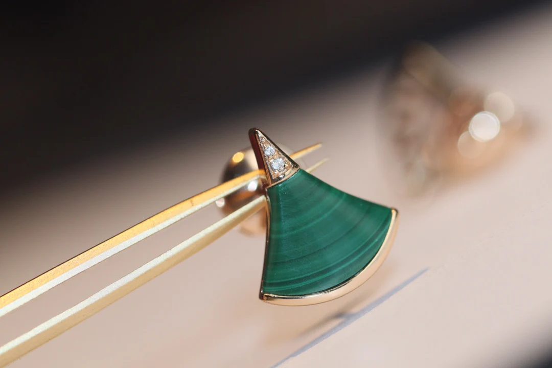 Серьги Bvlgari - 4 шт.