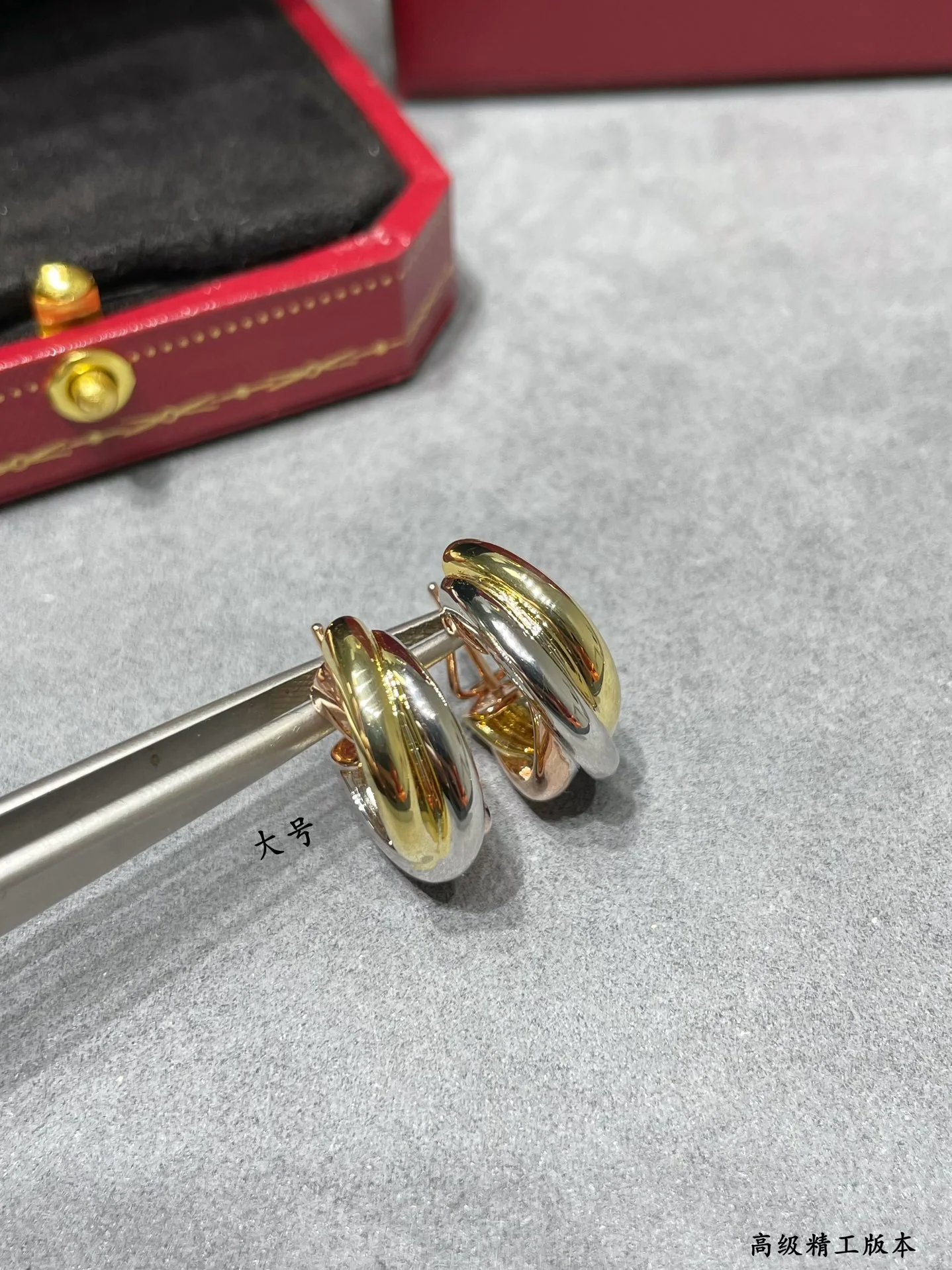 Серьги Cartier 009