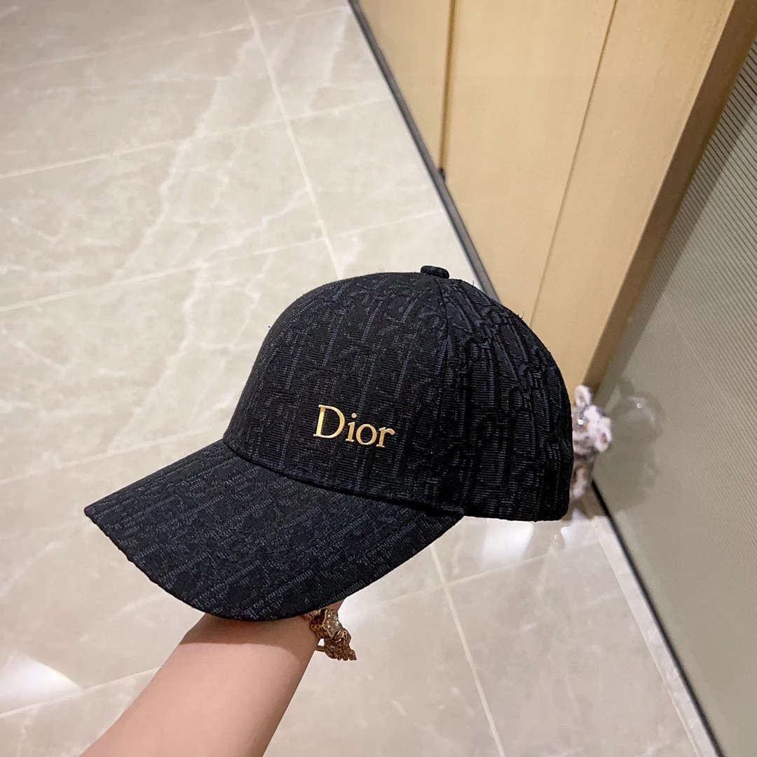 Dior - Новая классическая бейсболка с вышитой монограммой - Черная